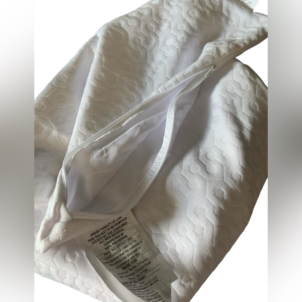 Allerease new without tags king size pillow cover - Picture 8 of 8